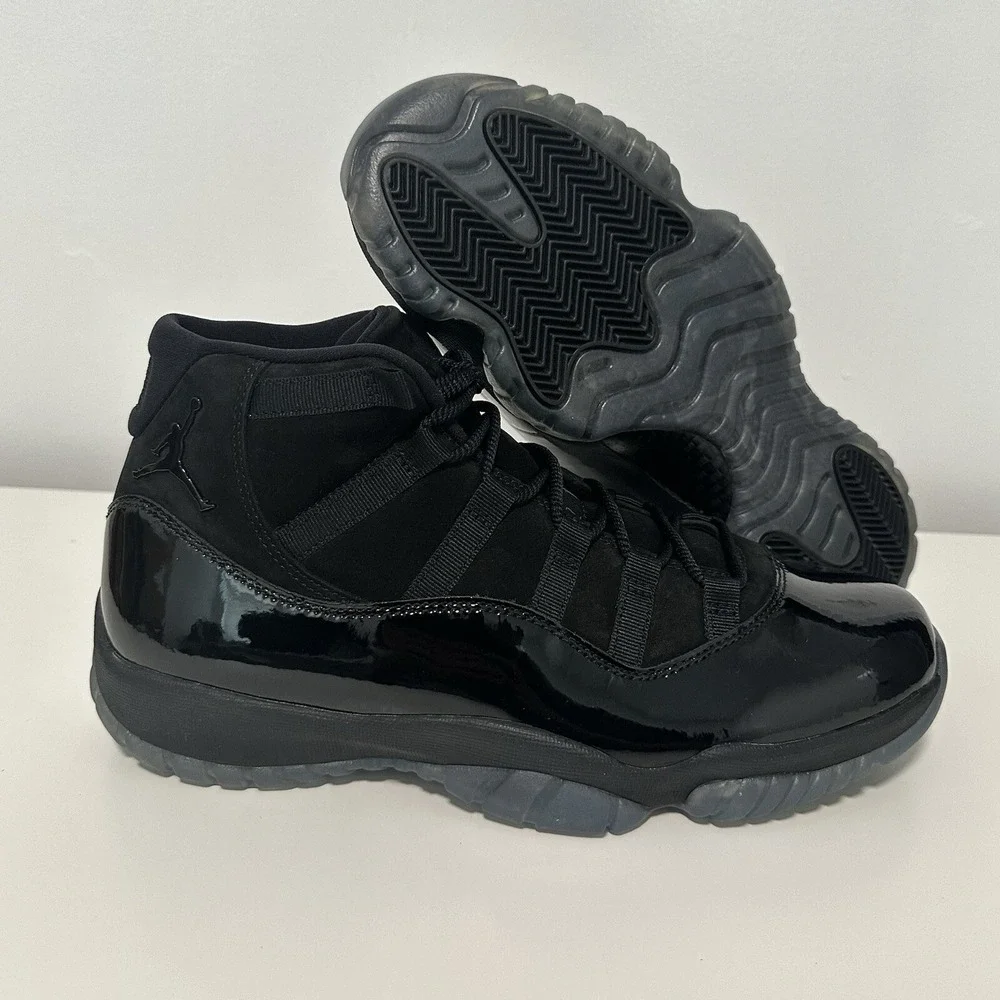 New Air Jordan 11 Cap and Gown 2018 Size 10.5 Rare Retro Authentic Black High MJ